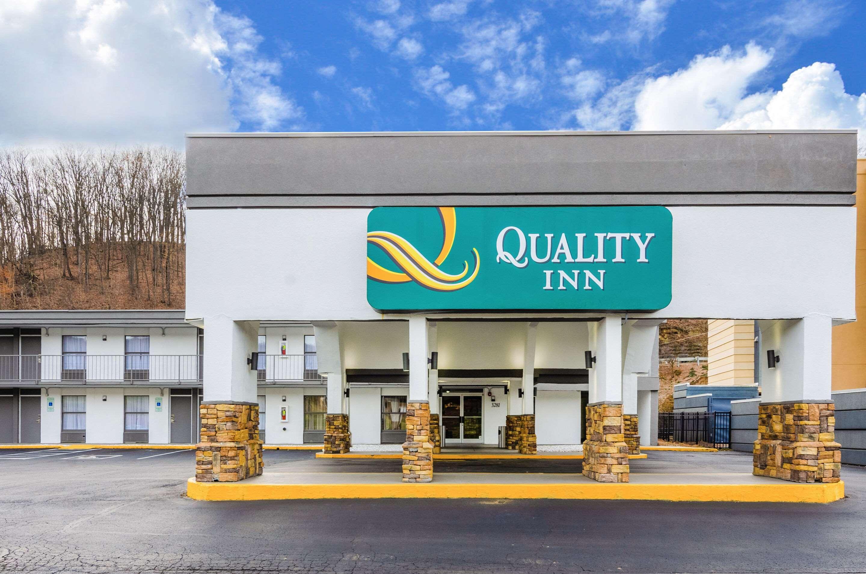 Quality Inn ブリストル エクステリア 写真